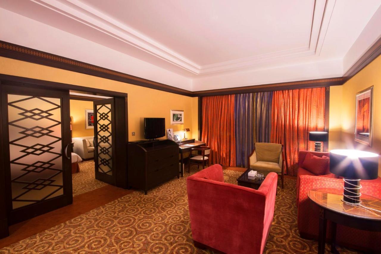 Holiday Inn Kuwait, An Ihg Hotel Kuwait City Eksteriør billede